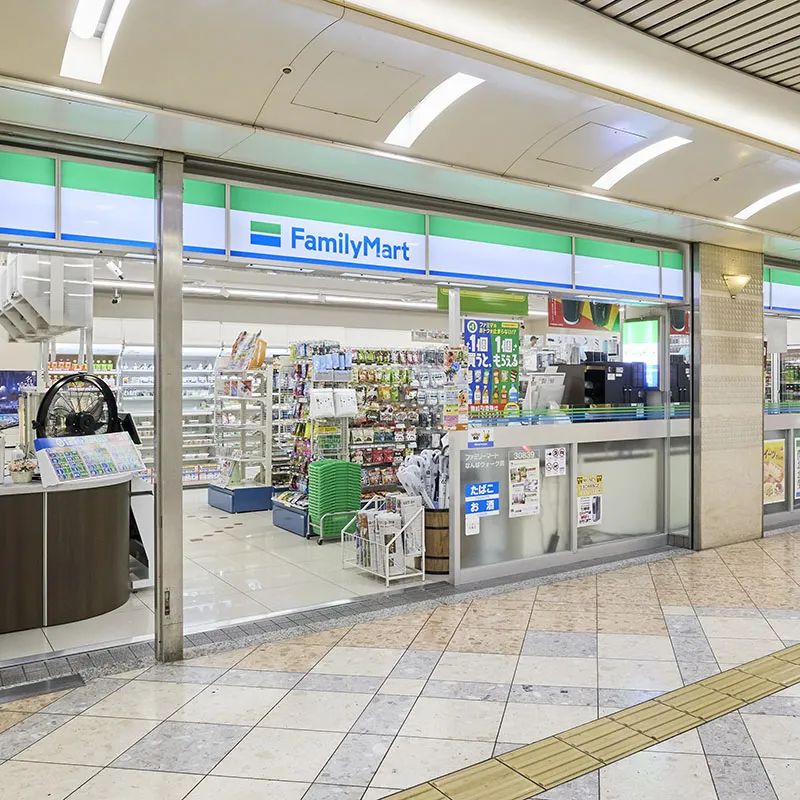 FamilyMart