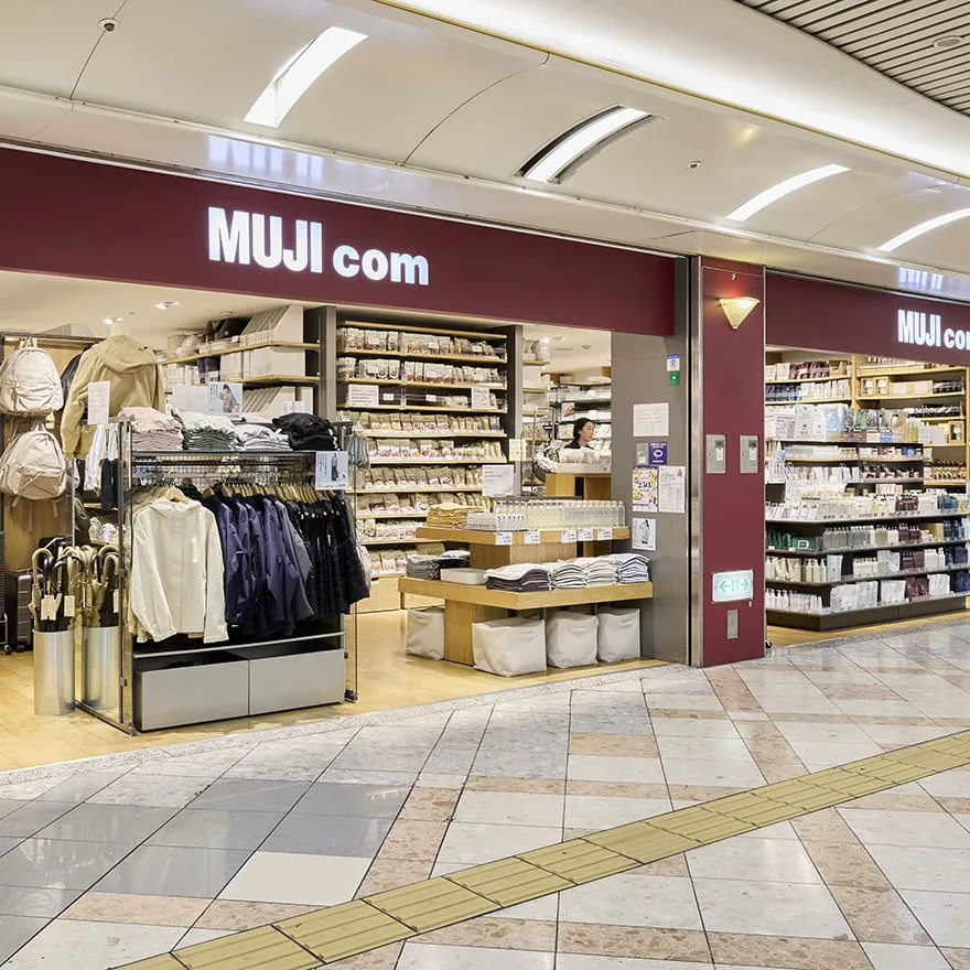 MUJICOM NAMBA WALK